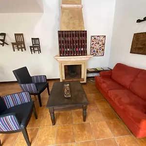 Apartamento Don Pedro: Hermoso Loft Con Parqueo Gratis!, Antigua